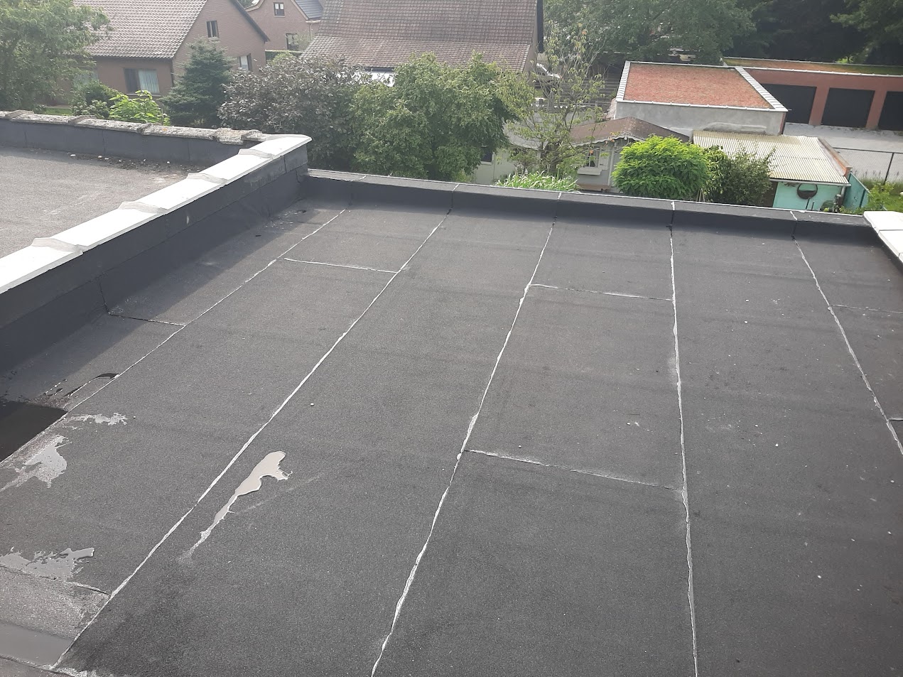 Obiekt handlowy - dachówka ceramiczna